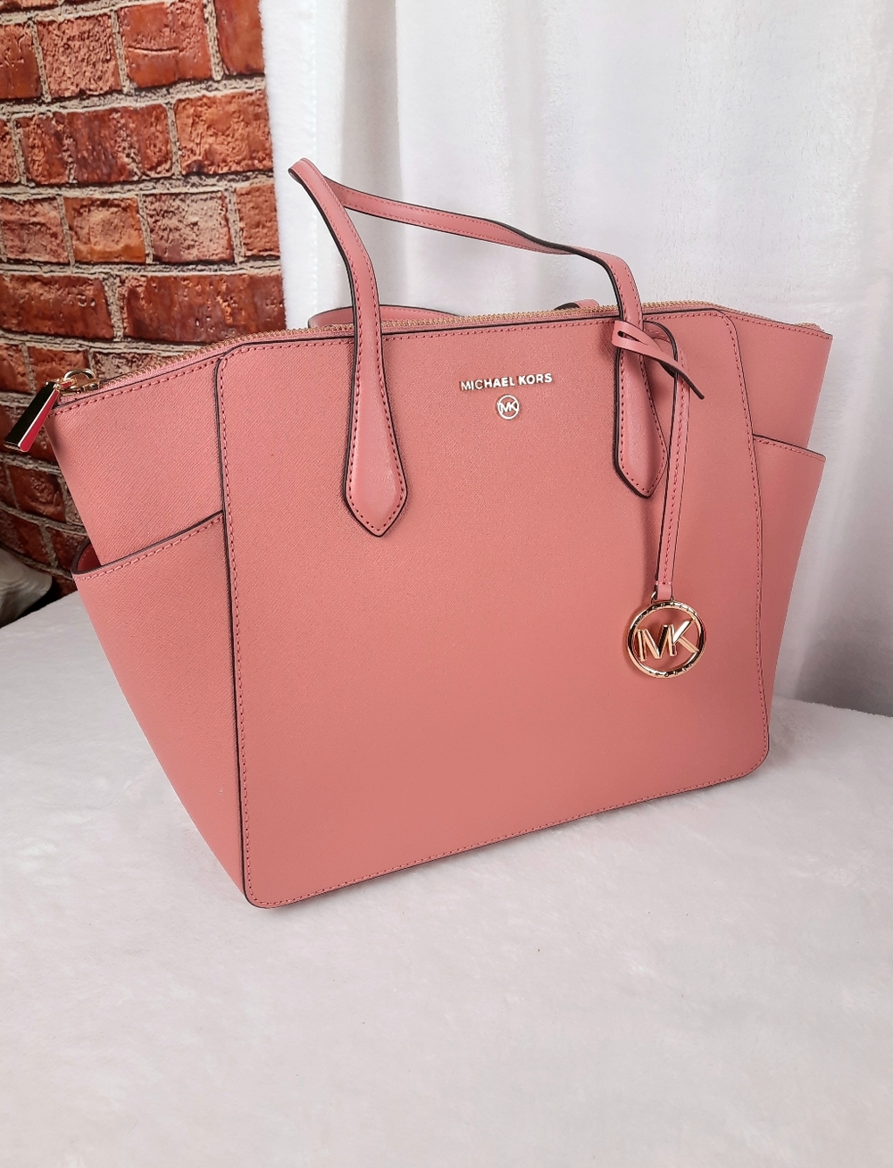 Michael Kors Genuine Saffiano Leather Blush Pink Tote Bag - Picture 3 of 16